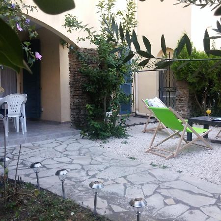 Agreable T3 Avec Jardin Et Parking Prive, A 350M Du Centre Ville Et Des Plages, Wifi, Remise Supplementaire De 10 Pourcent Pour Une Location A La Semaine Кавалер-сюр-Мер Екстер'єр фото