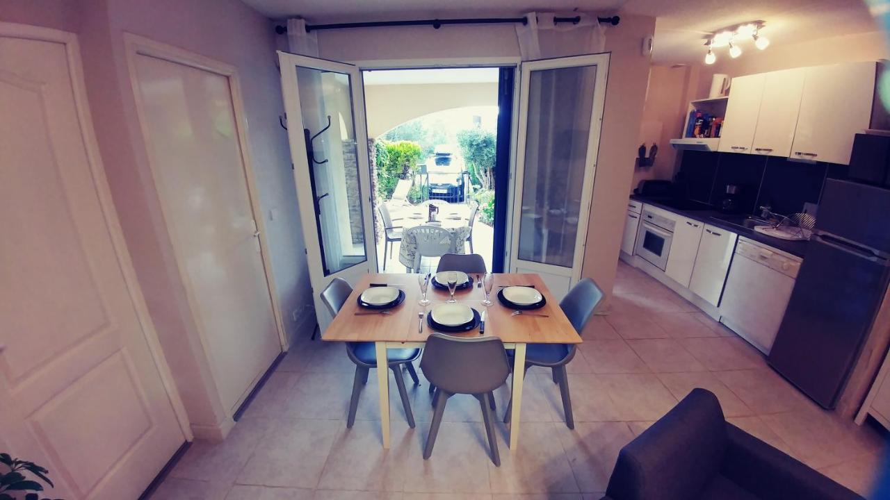 Agreable T3 Avec Jardin Et Parking Prive, A 350M Du Centre Ville Et Des Plages, Wifi, Remise Supplementaire De 10 Pourcent Pour Une Location A La Semaine Кавалер-сюр-Мер Екстер'єр фото