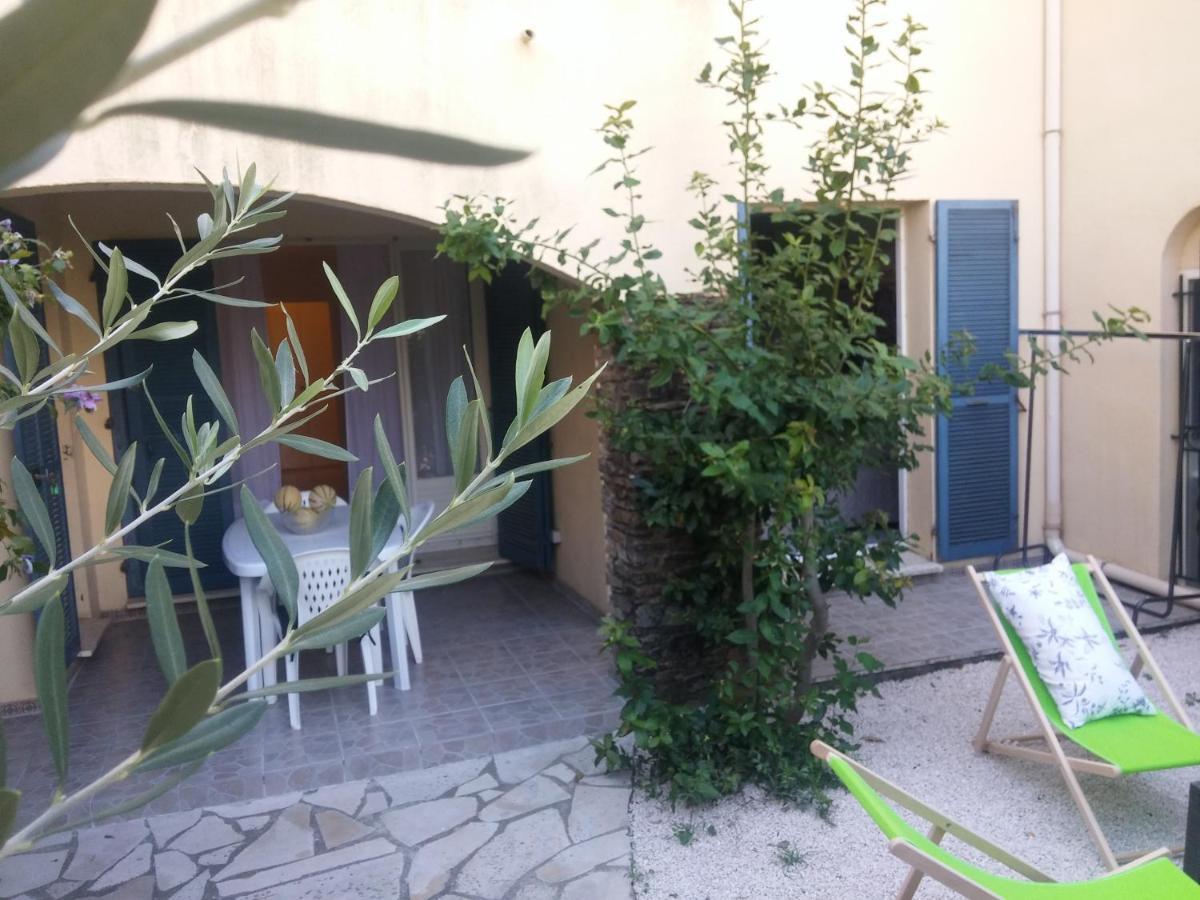 Agreable T3 Avec Jardin Et Parking Prive, A 350M Du Centre Ville Et Des Plages, Wifi, Remise Supplementaire De 10 Pourcent Pour Une Location A La Semaine Кавалер-сюр-Мер Екстер'єр фото