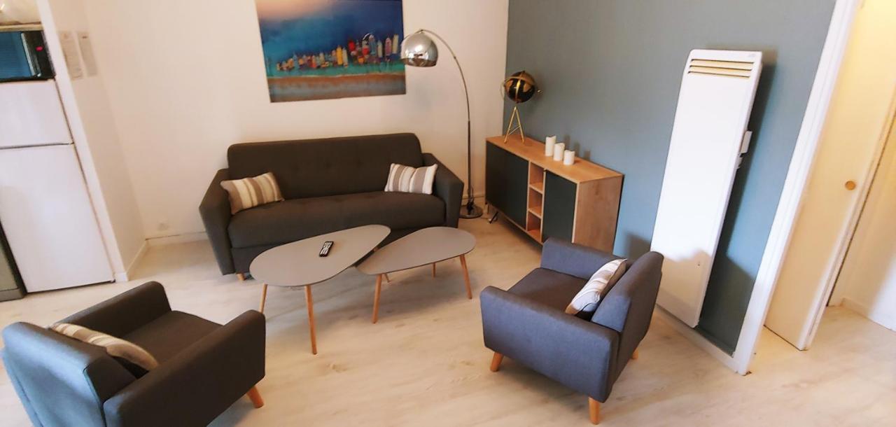 Agreable T3 Avec Jardin Et Parking Prive, A 350M Du Centre Ville Et Des Plages, Wifi, Remise Supplementaire De 10 Pourcent Pour Une Location A La Semaine Кавалер-сюр-Мер Екстер'єр фото
