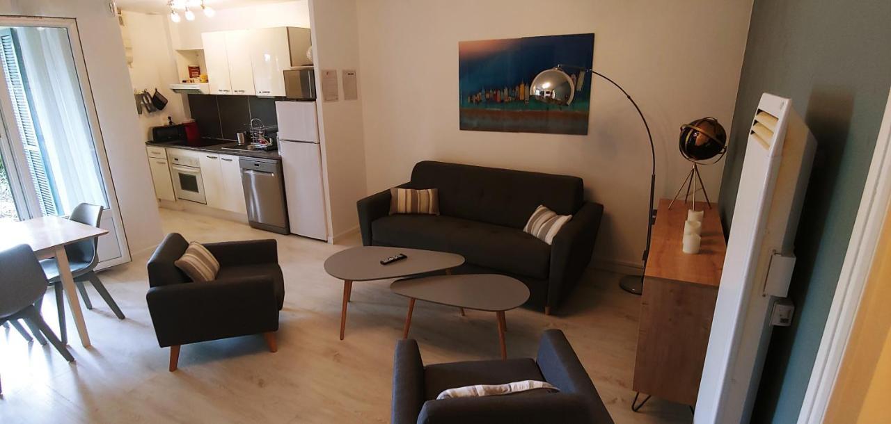 Agreable T3 Avec Jardin Et Parking Prive, A 350M Du Centre Ville Et Des Plages, Wifi, Remise Supplementaire De 10 Pourcent Pour Une Location A La Semaine Кавалер-сюр-Мер Екстер'єр фото